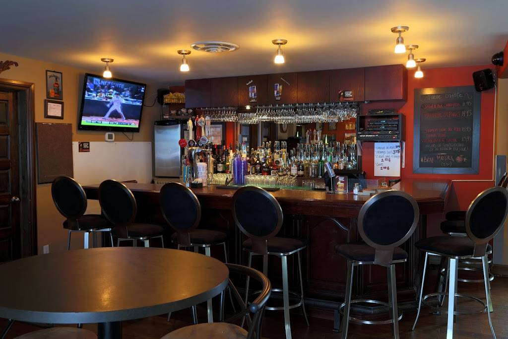 Café Saint Paul | restaurant | 345 Boulevard Taschereau, La Prairie, QC J5R 1T4, Canada | 4509074667 OR +1 450-907-4667