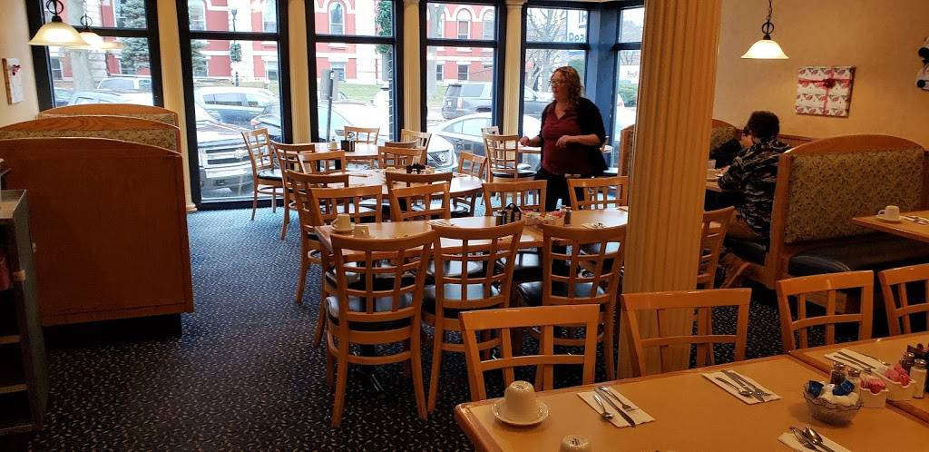 Twelve Islands | restaurant | 114 S Main St #1, Crown Point, IN 46307, USA | 2196635070 OR +1 219-663-5070