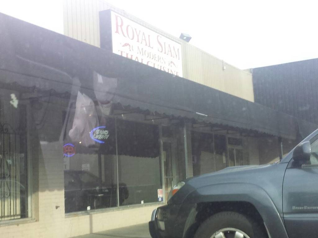 Royal Siam | restaurant | 512 Center St, Moraga, CA 94556, USA | 9253770420 OR +1 925-377-0420
