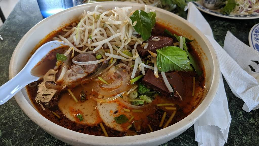 Pho Cuong Restaurant | restaurant | 3016 N Classen Blvd, Oklahoma City, OK 73106, USA | 4055245045 OR +1 405-524-5045