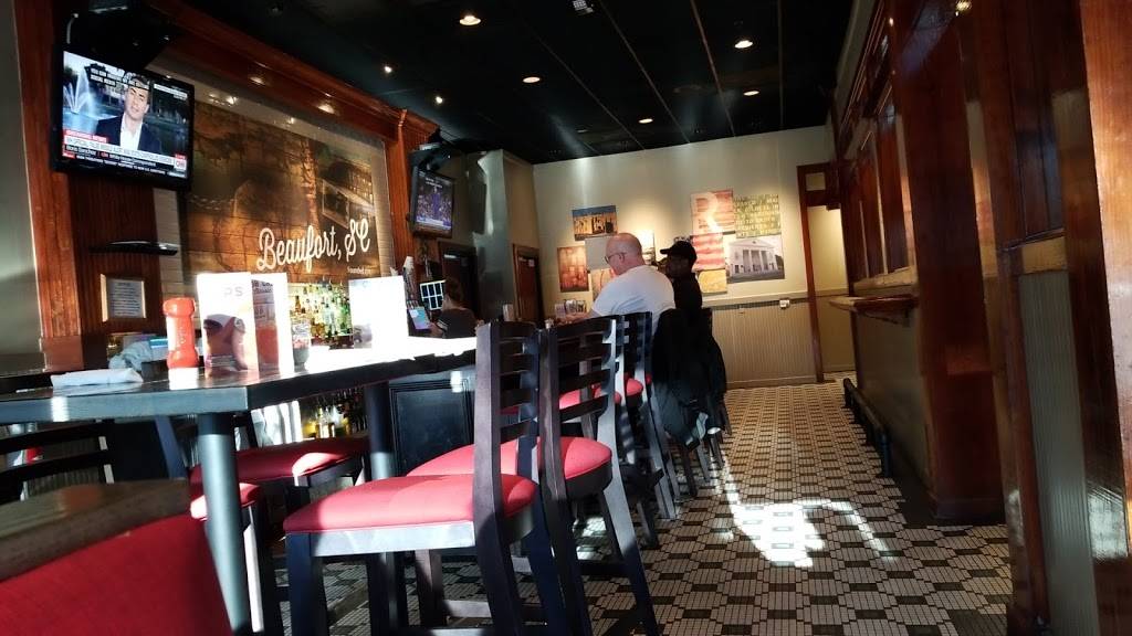 Ruby Tuesday | restaurant | 346 Robert Smalls Pkwy, Beaufort, SC 29902, USA | 8435221972 OR +1 843-522-1972
