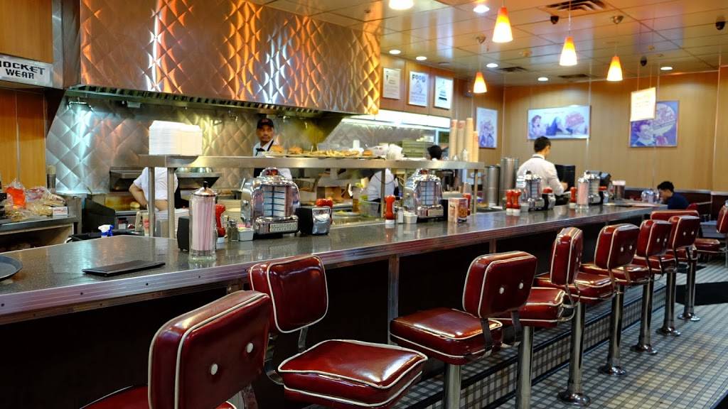 Johnny Rockets | restaurant | 6801 Hollywood Blvd Suite 325, Los Angeles, CA 90028, USA | 3234654456 OR +1 323-465-4456