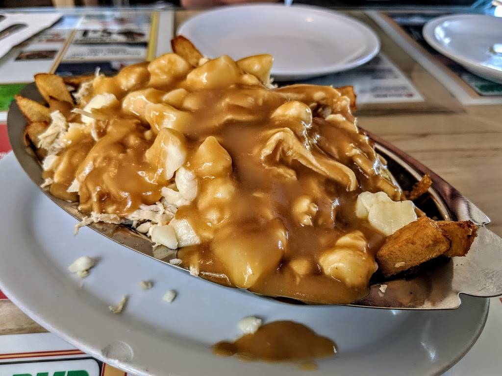 Chez Martin | restaurant | 115 Rue Saint Joseph, Gracefield, QC J0X 1W0, Canada | 8194634444 OR +1 819-463-4444