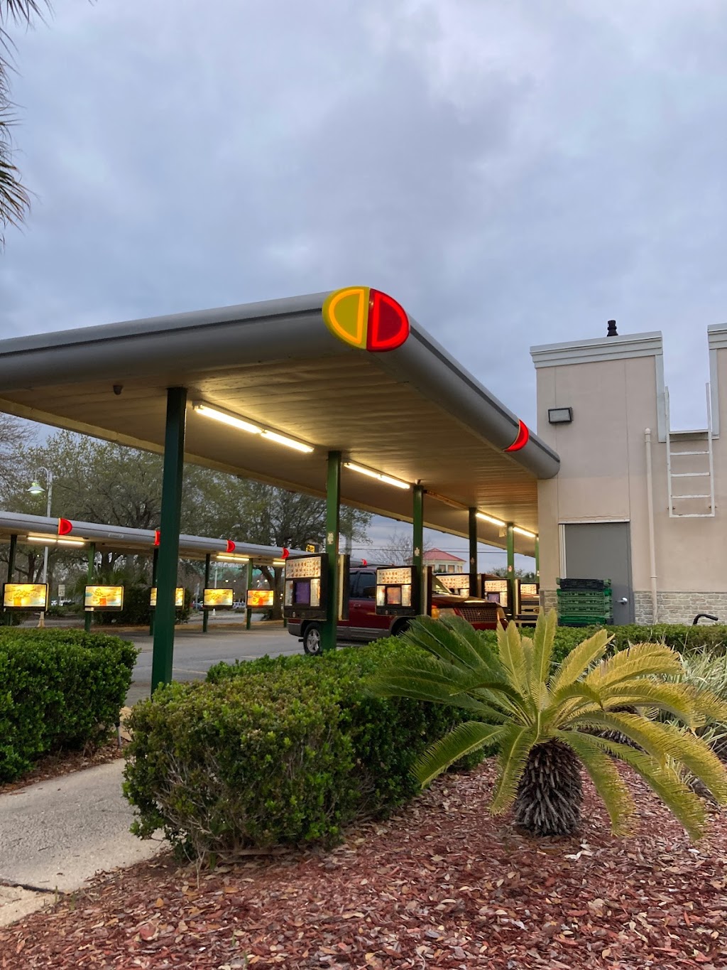 Sonic Drive-In | restaurant | 34960 Emerald Coast Pkwy, Destin, FL 32541, USA | 8508377054 OR +1 850-837-7054