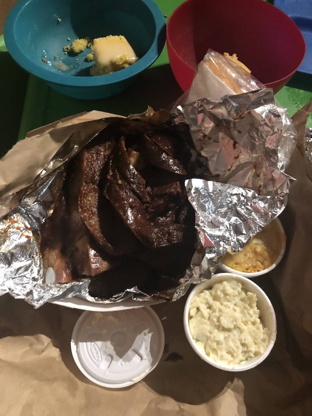 Kennys Q Bar-B-Q | restaurant | 11010 S Prairie Ave, Inglewood, CA 90303, USA | 4243121105 OR +1 424-312-1105