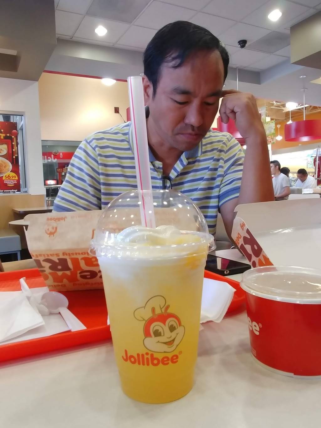 Jollibee | restaurant | 3890 S Maryland Pkwy Ste 137, Las Vegas, NV 89119, USA | 7028933005 OR +1 702-893-3005
