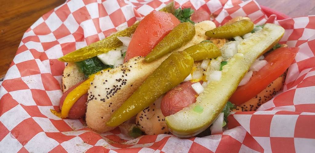 Hot Diggity Dogs & More | restaurant | 2641 Griffin Rd, Fort Lauderdale, FL 33312, USA | 9549817827 OR +1 954-981-7827