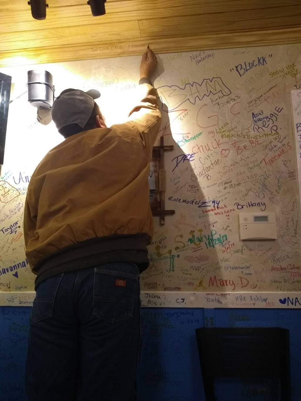 T Town Crab | restaurant | 3520 McFarland Blvd E, Tuscaloosa, AL 35405, USA | 2057641333 OR +1 205-764-1333