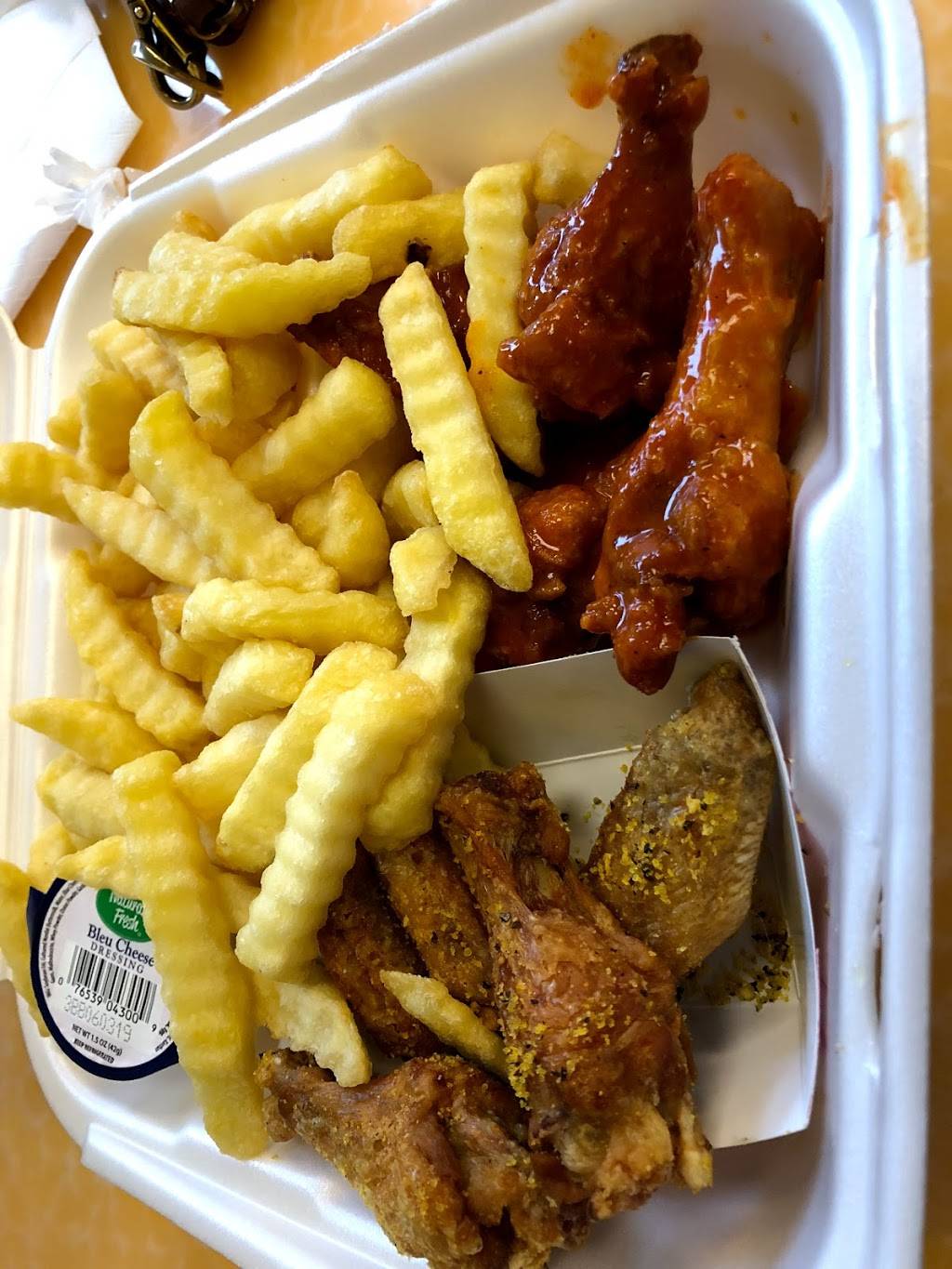 Atlantas Best Wings | restaurant | 3557 Memorial Dr, Decatur, GA 30032, USA | 4042887777 OR +1 404-288-7777