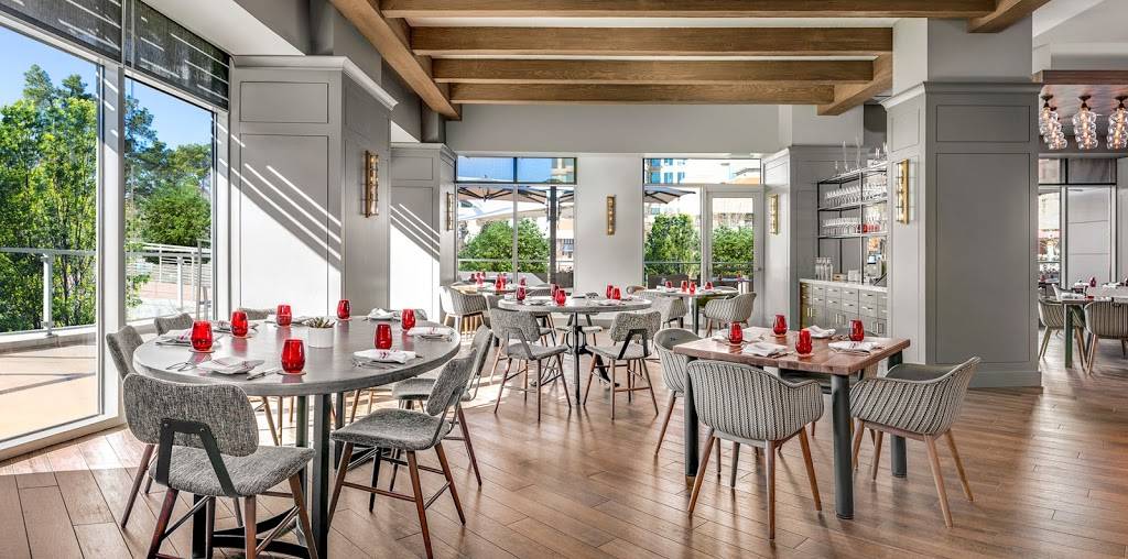 Sorriso Modern Italian Kitchen | restaurant | 2 Waterway Square Pl, The Woodlands, TX 77380, USA | 8328395436 OR +1 832-839-5436