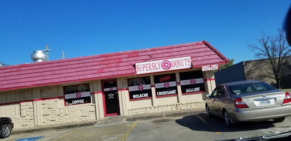 Superbly Donuts. | bakery | 271 US-412, Siloam Springs, AR 72761, USA | 4793736313 OR +1 479-373-6313