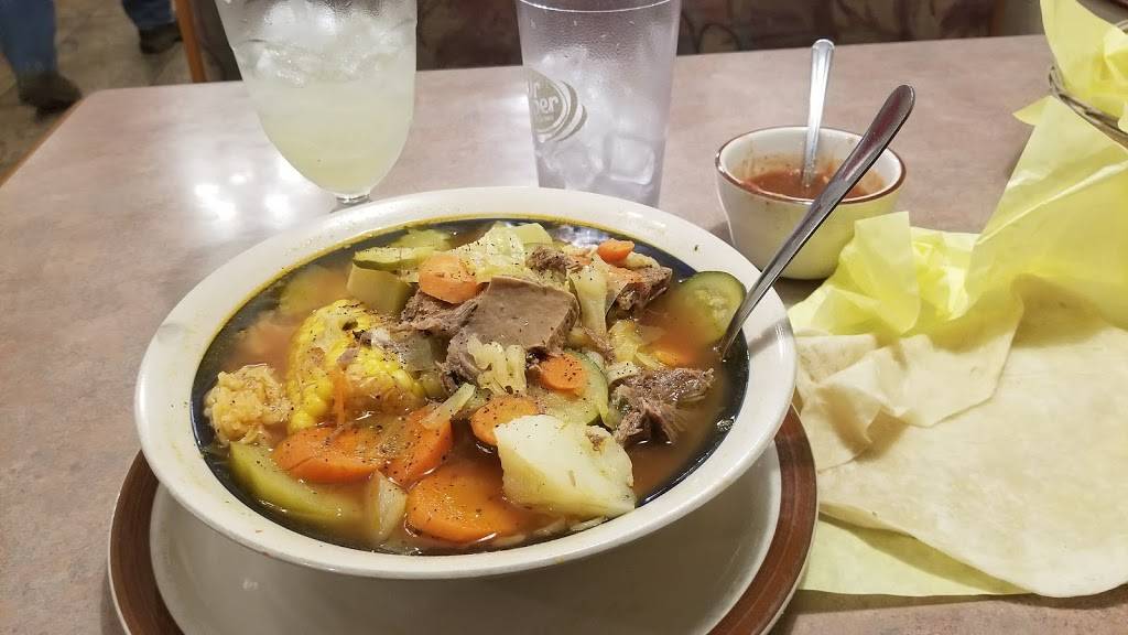 El Nuevo Mexicali II | restaurant | 640 N Prospect St, Porterville, CA 93257, USA | 5597816434 OR +1 559-781-6434