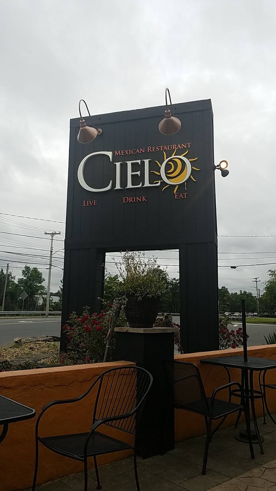 Cielo Mexican Restaurant | restaurant | 1209 Washington St, Braintree, MA 02184, USA | 7815194454 OR +1 781-519-4454