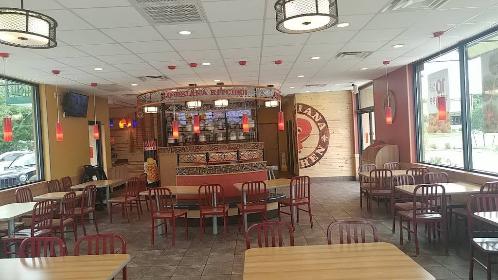 Popeyes Louisiana Kitchen | restaurant | 1005 E Central Ave, Belton, TX 76513, USA | 2548319990 OR +1 254-831-9990