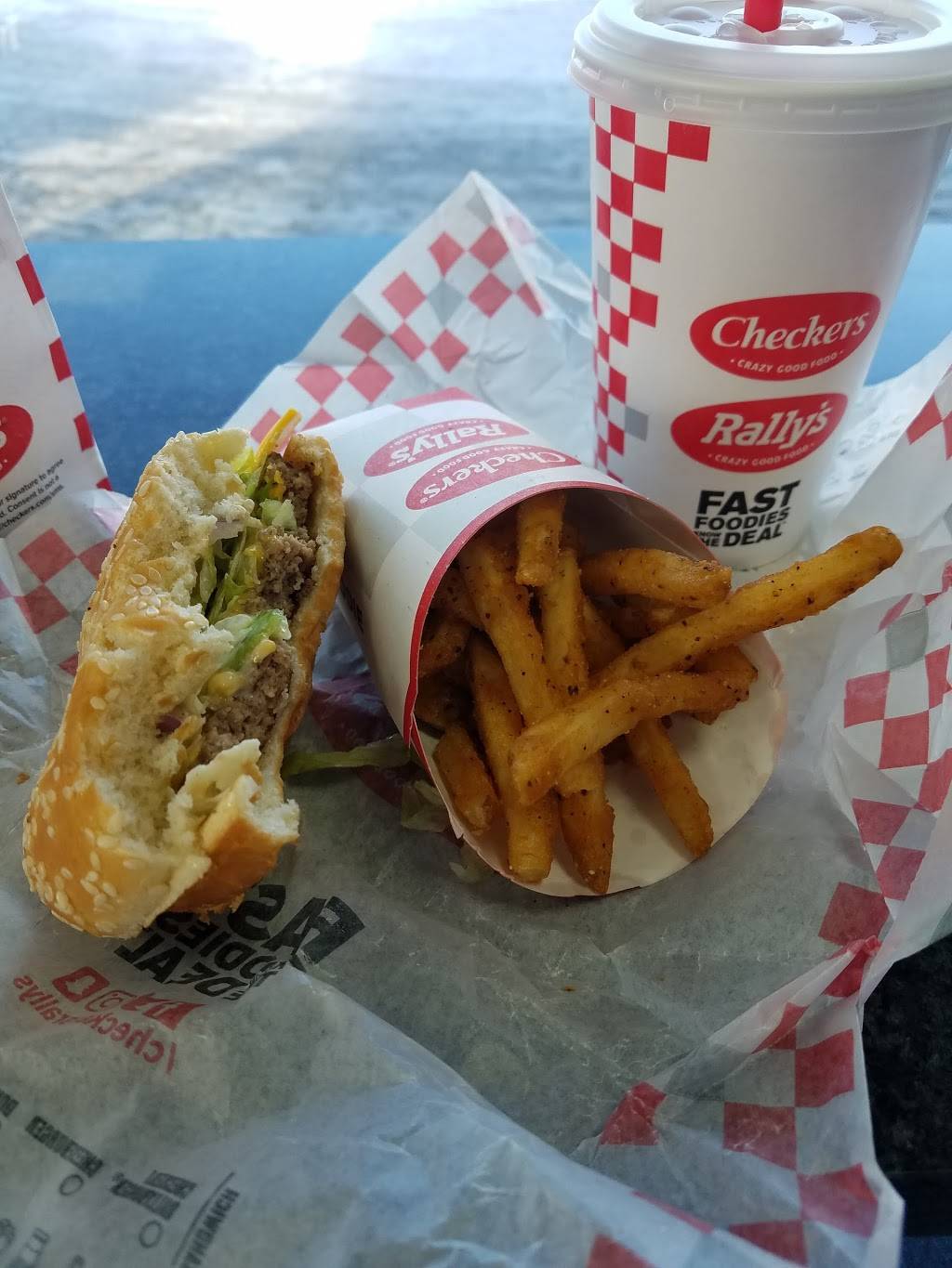 Checkers | restaurant | 17701 S Torrence Ave, Lansing, IL 60438, USA | 7082518130 OR +1 708-251-8130