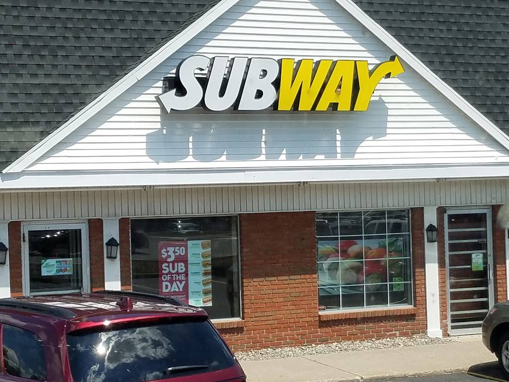 Subway | restaurant | 1600 W Ridge Rd, Rochester, NY 14615, USA | 5858659180 OR +1 585-865-9180