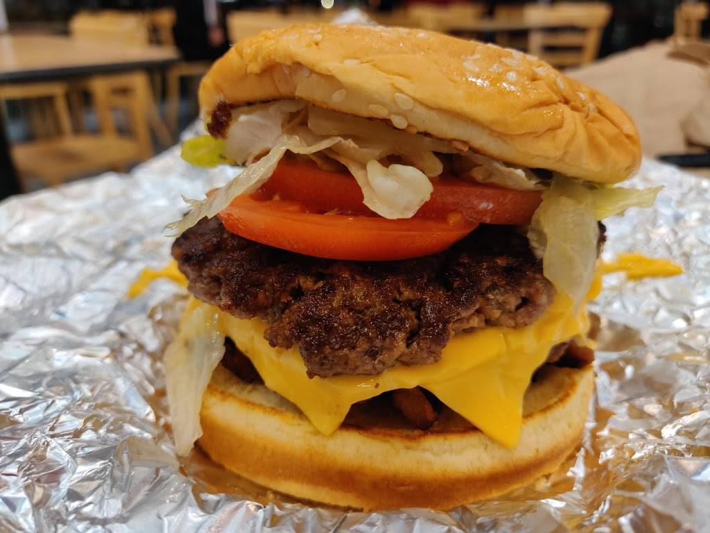 Five Guys | meal takeaway | 910 N 10th Pl, Renton, WA 98057, USA | 4252282286 OR +1 425-228-2286