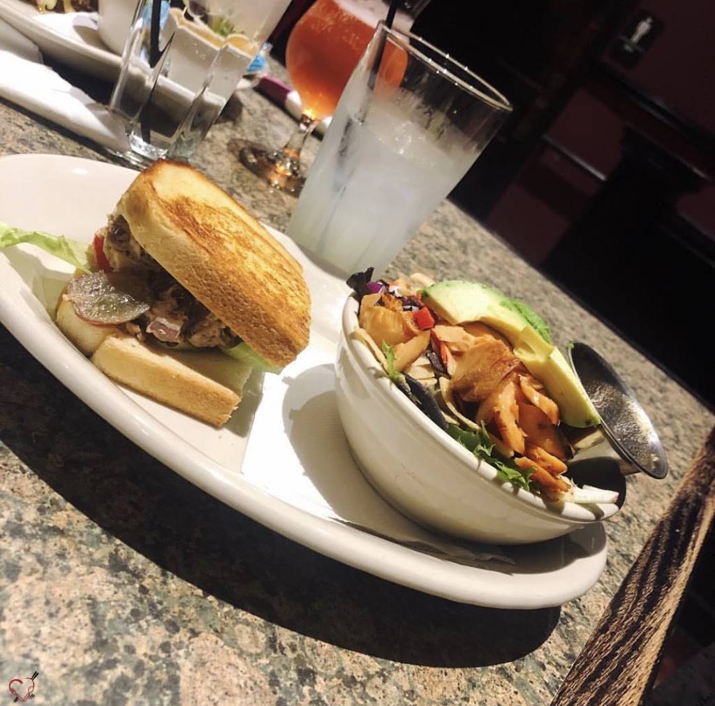 Seven Saints | restaurant | 32 E Chester St, Champaign, IL 61820, USA | 2173517775 OR +1 217-351-7775