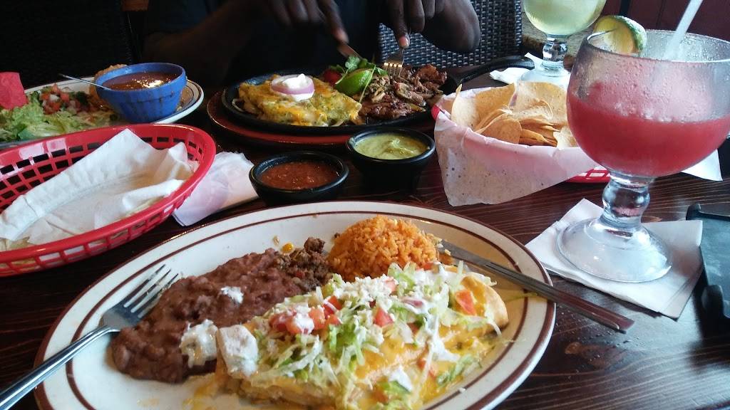 Los Cucos Mexican Cafe - Fall Creek | restaurant | 9520 North Sam Houston Parkway East, Humble, TX 77396, USA | 8326648333 OR +1 832-664-8333