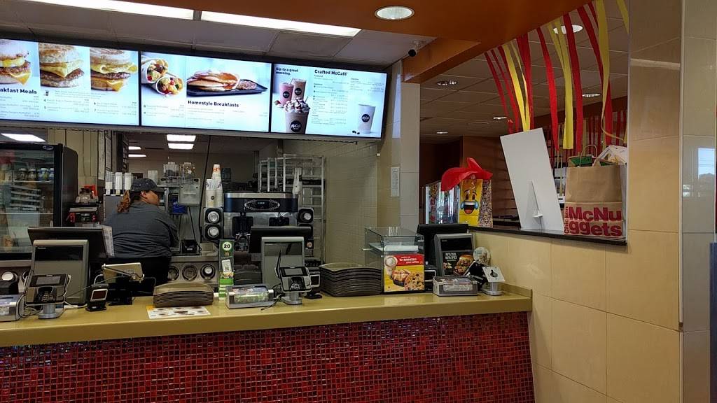 McDonalds | cafe | 9490 E Golf Links Rd, Tucson, AZ 85730, USA | 5208869615 OR +1 520-886-9615
