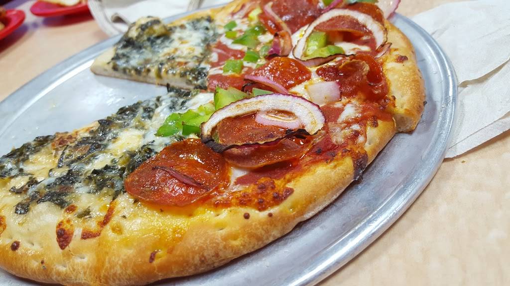 Cicis | restaurant | 10900 University City Blvd #13-15, Charlotte, NC 28213, USA | 7045105595 OR +1 704-510-5595