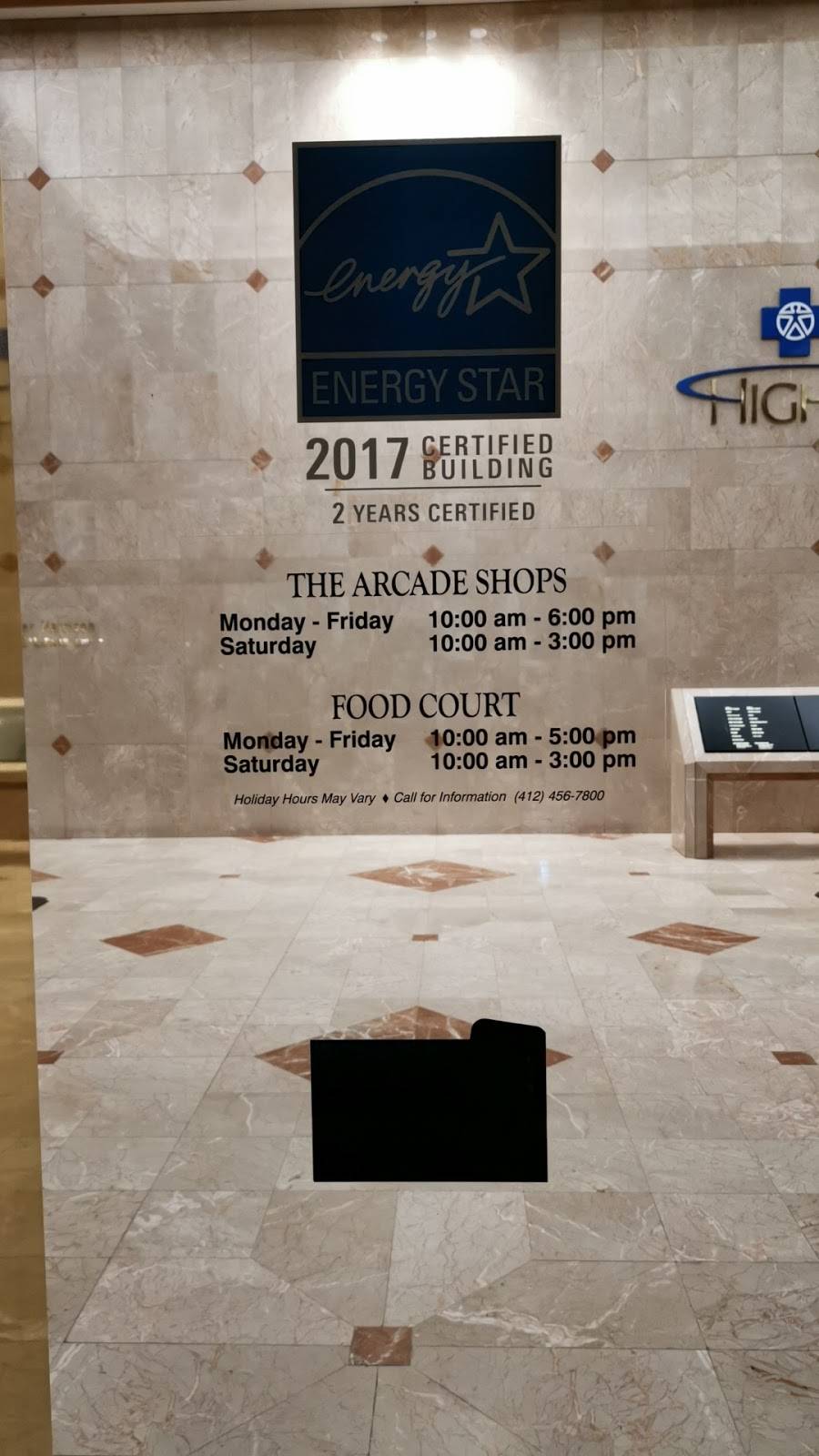 Flamers Charbroiled Hamburgers | restaurant | Fifth Avenue Place, 120 Fifth Ave, Pittsburgh, PA 15222, USA | 4122015101 OR +1 412-201-5101