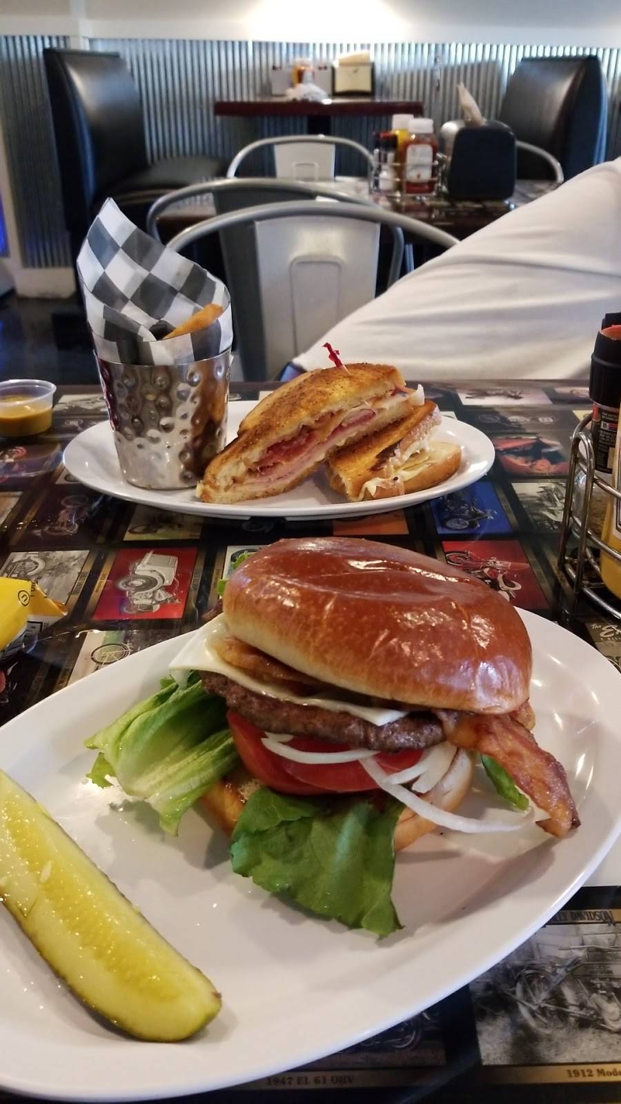 Joes Bar and Grill | restaurant | 900 Main Street, New Ellenton, SC 29809, USA | 8036523769 OR +1 803-652-3769