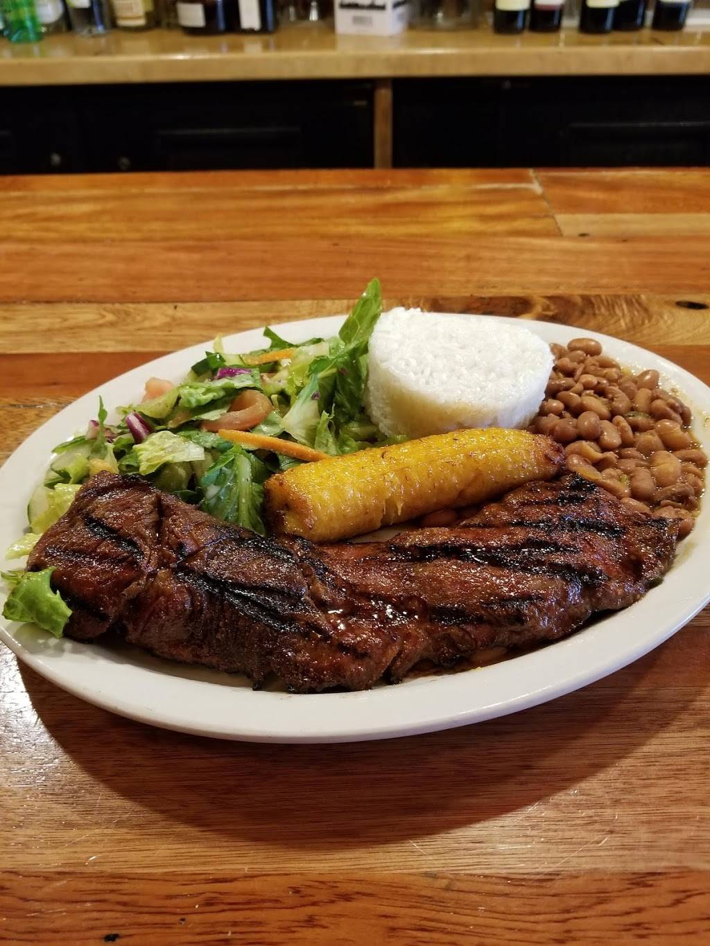 Las Tablas | restaurant | 2942 N Lincoln Ave, Chicago, IL 60657, USA | 7738712414 OR +1 773-871-2414