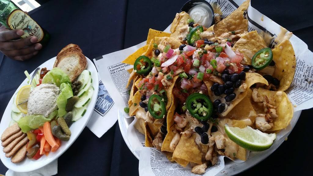 Micky Fins Bar & Grill | restaurant | 12952 Inlet Isle Ln, Ocean City, MD 21842, USA | 4102139033 OR +1 410-213-9033