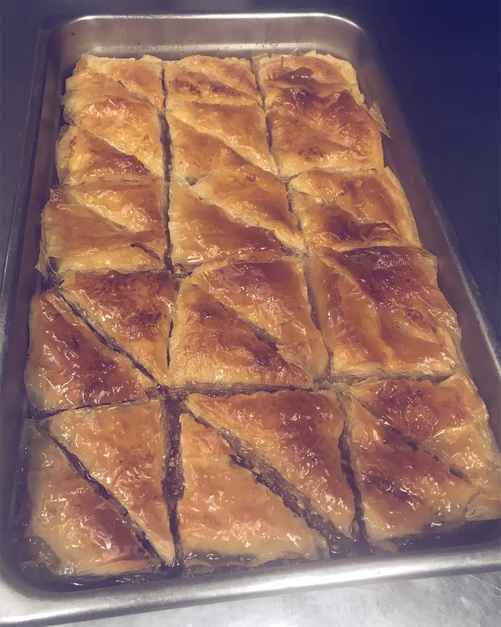 Alexs Roast Beef & Seafood | restaurant | 53 Main St # A, Topsfield, MA 01983, USA | 9788871222 OR +1 978-887-1222