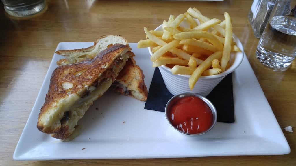 WEST MAIN KITCHEN & BAR | restaurant | 2710 W Main St, Wappingers Falls, NY 12590, USA | 8452970510 OR +1 845-297-0510