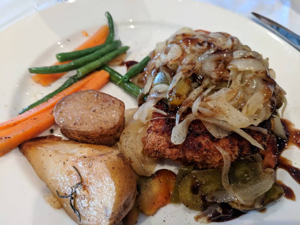 Giulianas | restaurant | 4105 Hylan Blvd, Staten Island, NY 10308, USA | 7183178507 OR +1 718-317-8507