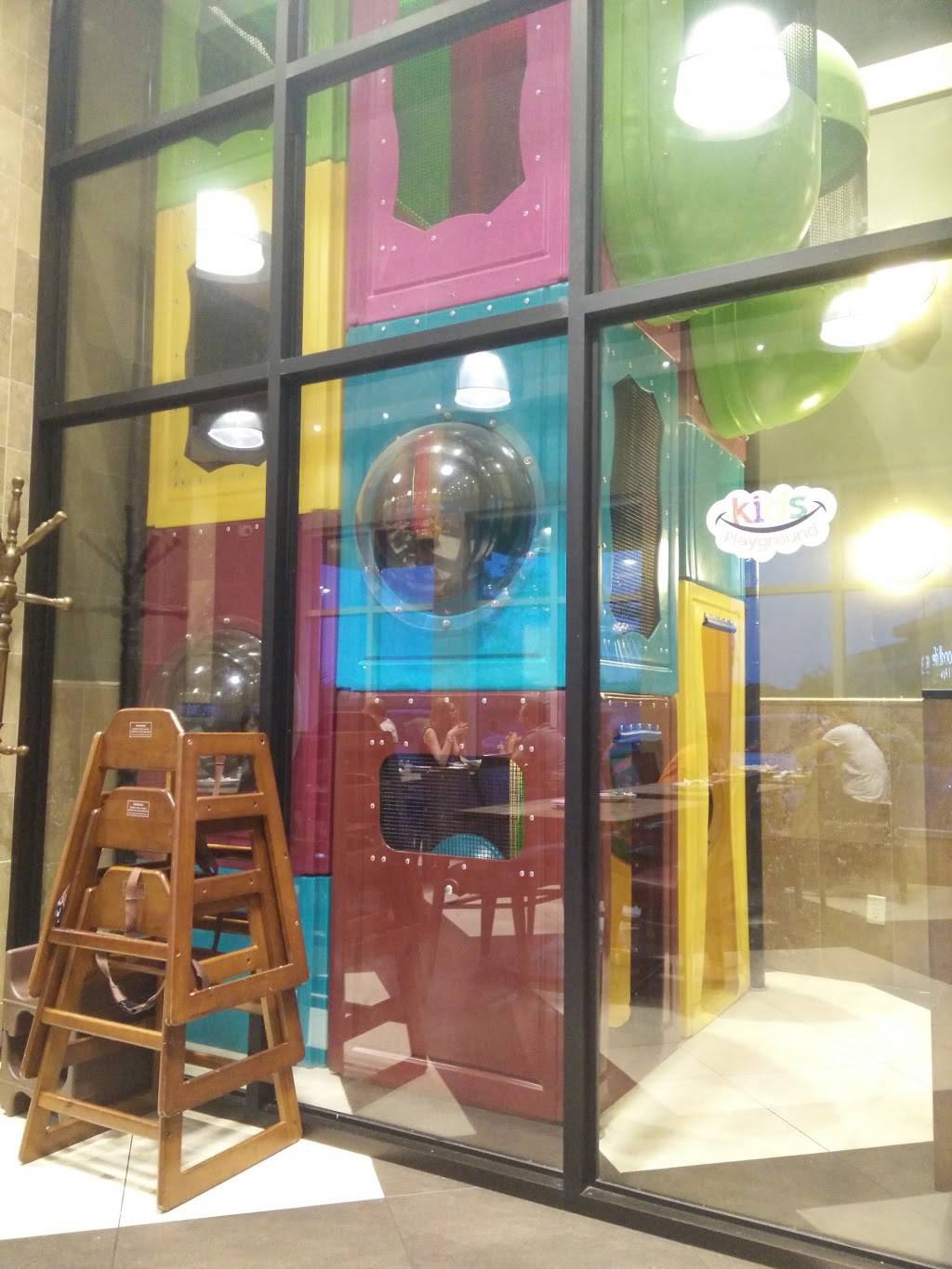 Paramount Middle Eastern Kitchen | restaurant | 2535 Appleby Line, Burlington, ON L7L 0B6, Canada | 9053310099 OR +1 905-331-0099