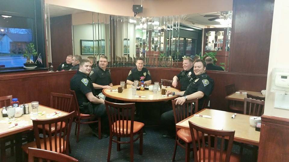 Seros Family Restaurant | restaurant | 11720 E Washington St, Indianapolis, IN 46229, USA | 3178945570 OR +1 317-894-5570