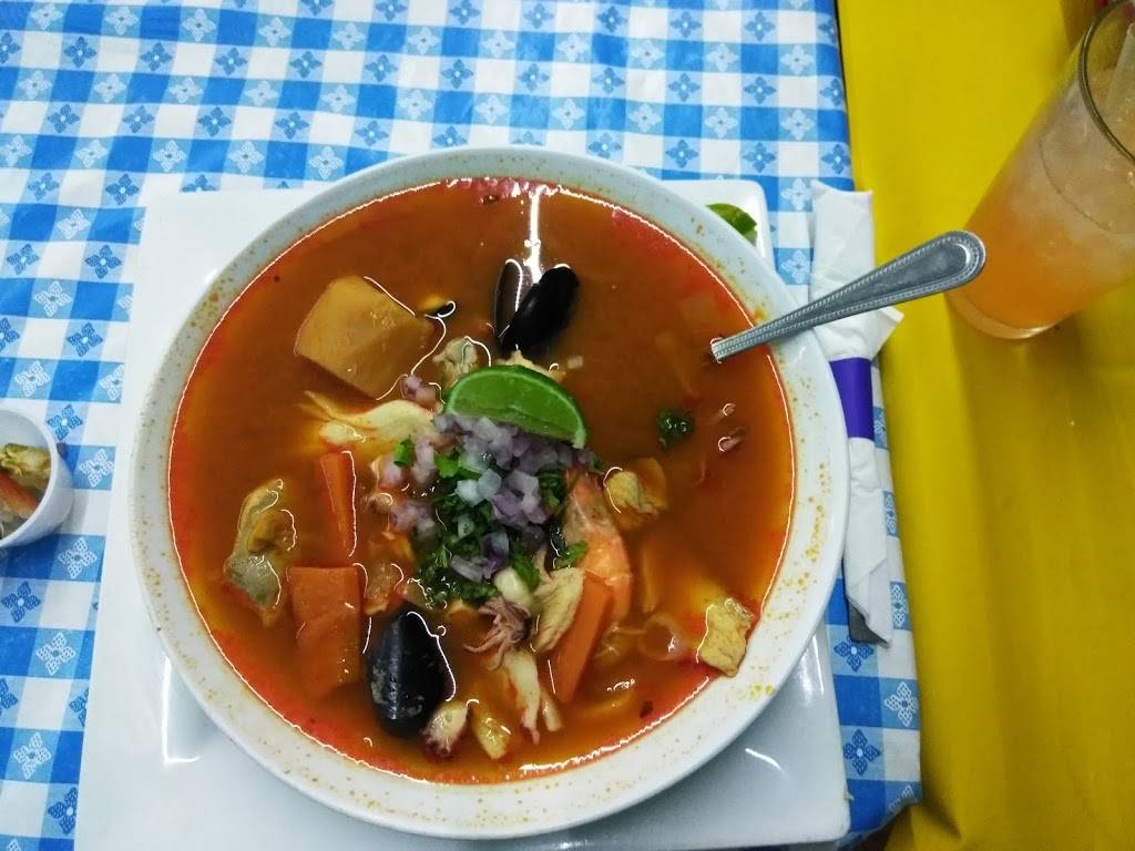 Mariscos Don Charley | restaurant | 515 S WW White Rd, San Antonio, TX 78220, USA | 2106424900 OR +1 210-642-4900