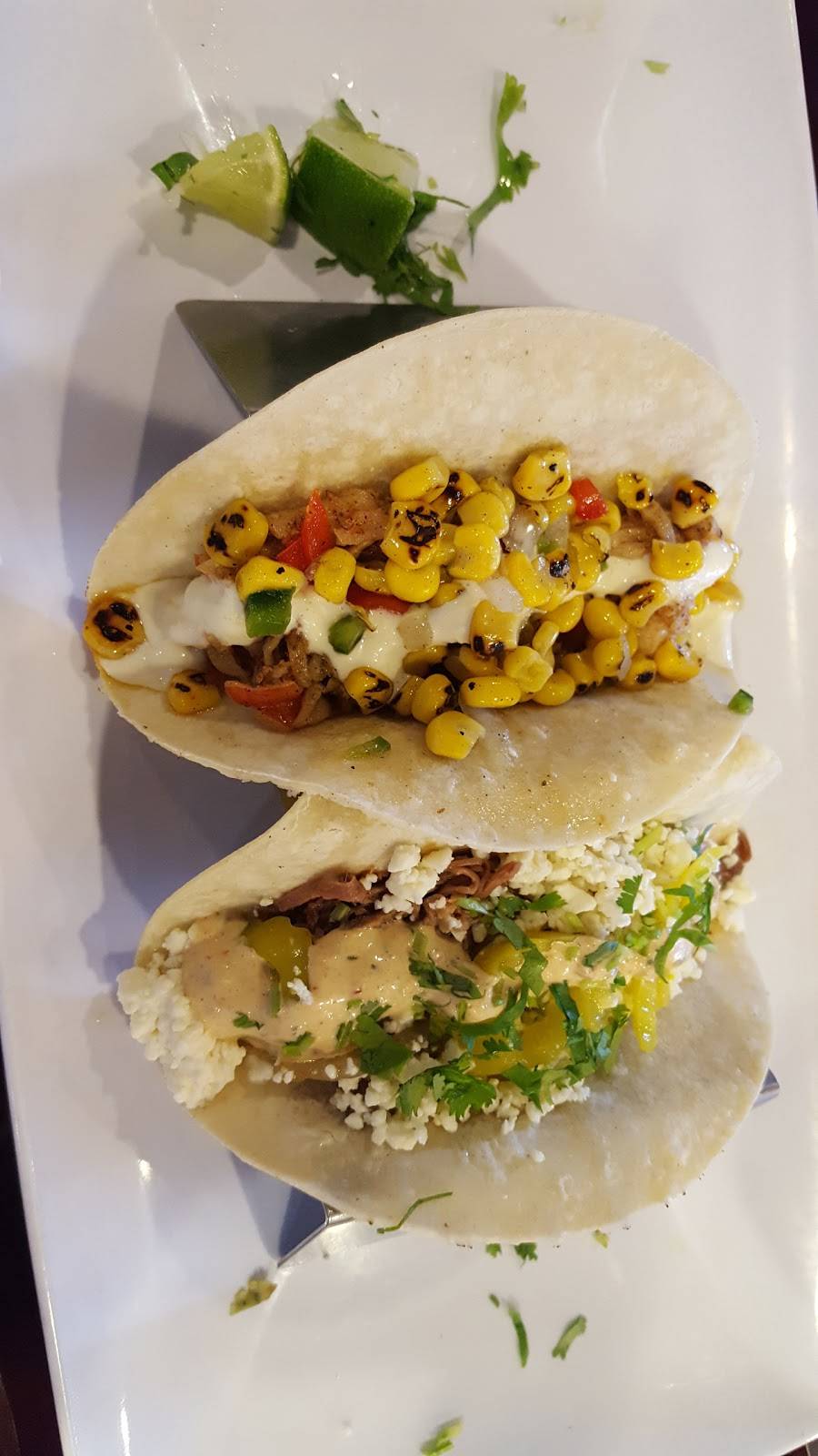 Tacos Fresh Sport + Cantina | restaurant | 3156 Century Ave N, Mahtomedi, MN 55115, USA | 6517773966 OR +1 651-777-3966