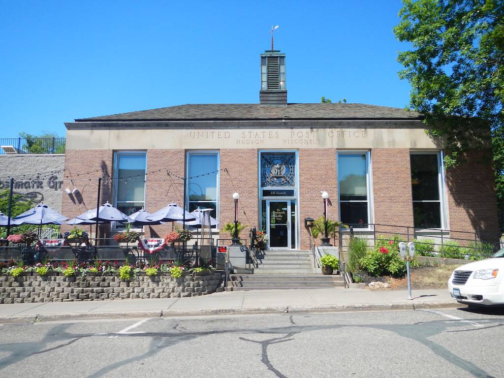 The Postmark Grille | restaurant | 225 Locust St, Hudson, WI 54016, USA | 7153774699 OR +1 715-377-4699