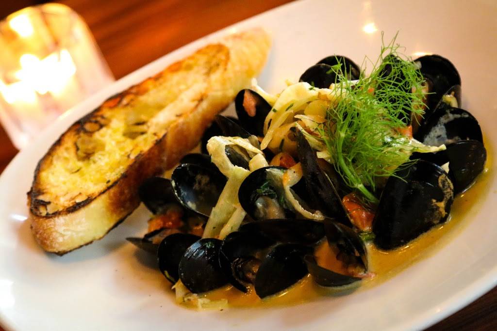 Vivo Seasonal Trattoria | restaurant | 200 Columbus Blvd, Hartford, CT 06103, USA | 8607602333 OR +1 860-760-2333