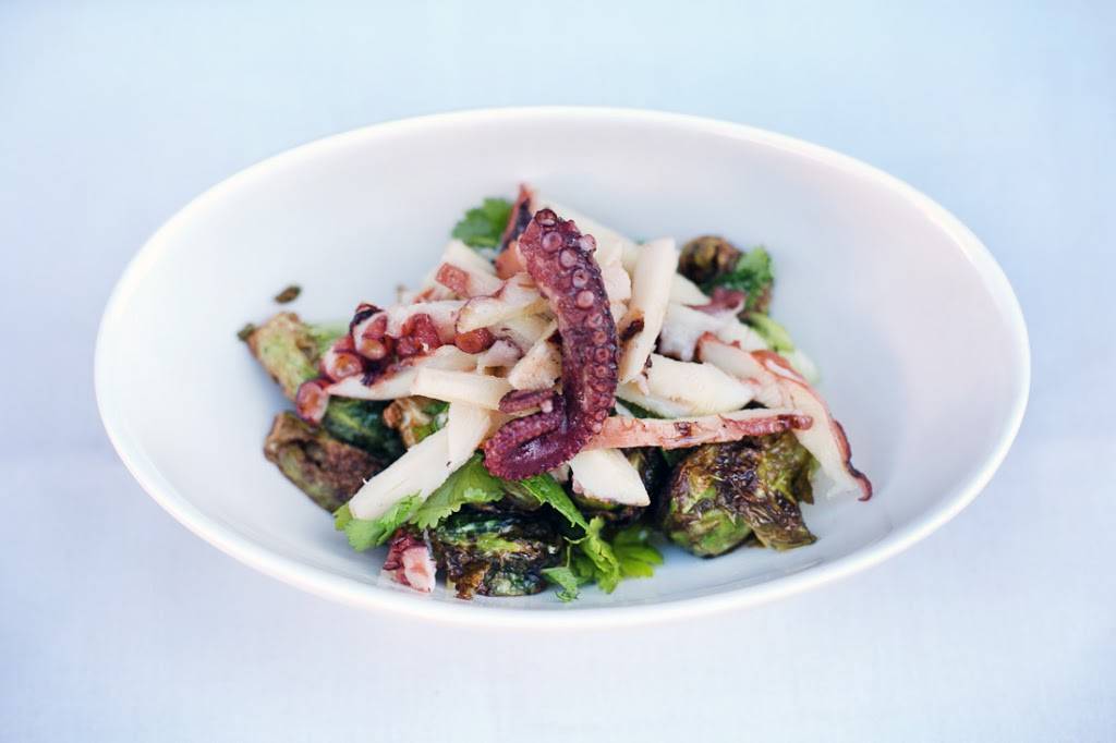 Commonwealth Restaurant | restaurant | 222 S Glenoaks Blvd, Burbank, CA 91501, USA | 8188452225 OR +1 818-845-2225