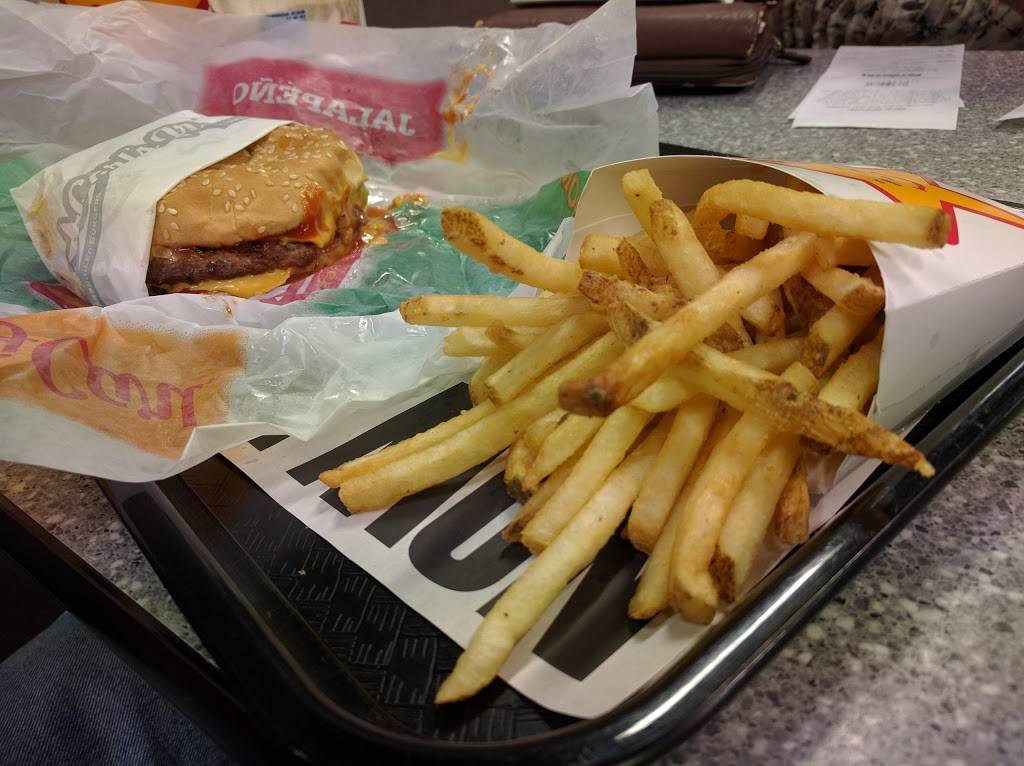 Carls Jr. | restaurant | 5775 W Northern Ave, Glendale, AZ 85301, USA | 6239157586 OR +1 623-915-7586