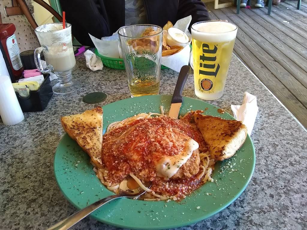 Finn McCools | restaurant | 501 Lake Arrowhead Rd, Myrtle Beach, SC 29572, USA | 8434497616 OR +1 843-449-7616