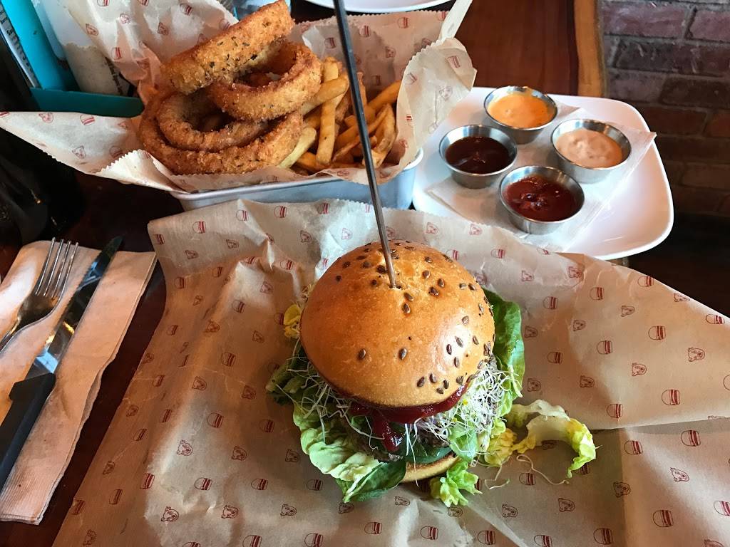 Bareburger | restaurant | 42-38 Bell Blvd, Bayside, NY 11361, USA | 7182792273 OR +1 718-279-2273