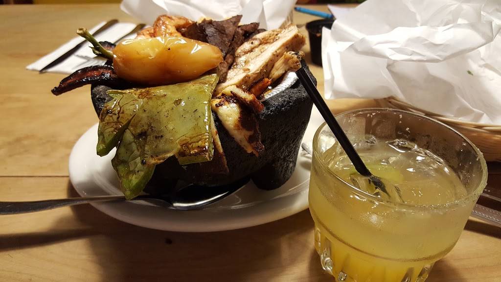 Old Town Mexican Cafe | restaurant | 2489 San Diego Ave, San Diego, CA 92110, USA | 6192933941 OR +1 619-293-3941