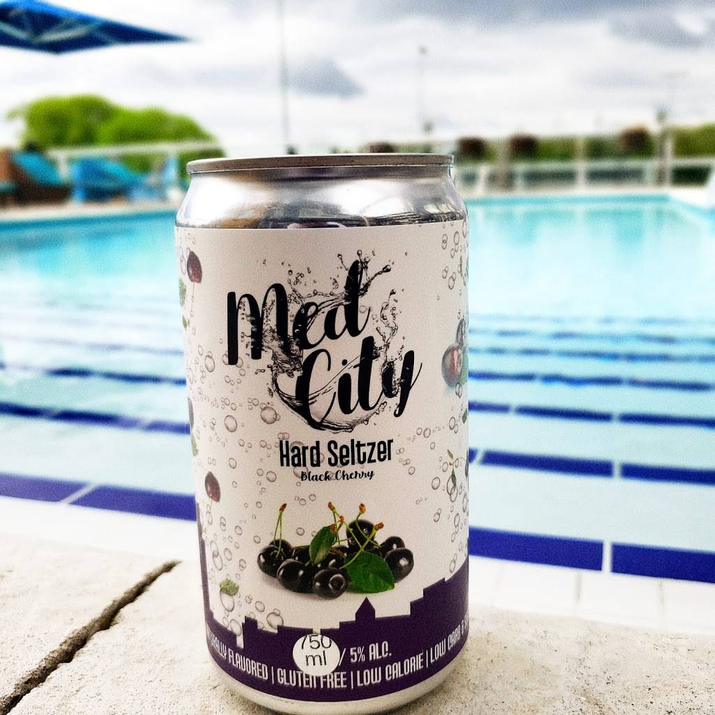 Kinney Creek Brewery | restaurant | 1016 7th St NW, Rochester, MN 55901, USA | 5072822739 OR +1 507-282-2739