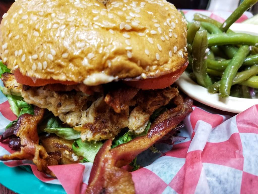 Backstreet Cafè | meal takeaway | 1780 Chandlers Ln, Sunset Beach, NC 28468, USA | 9105756759 OR +1 910-575-6759