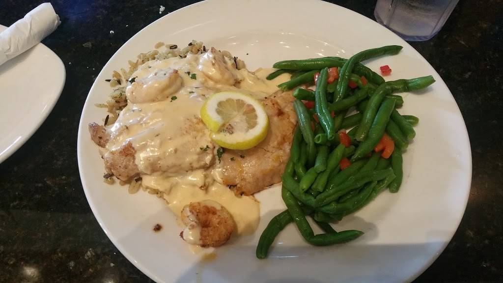 Islamorada Fish Company | restaurant | 709 Janes Ave, Bolingbrook, IL 60440, USA | 6302962600 OR +1 630-296-2600