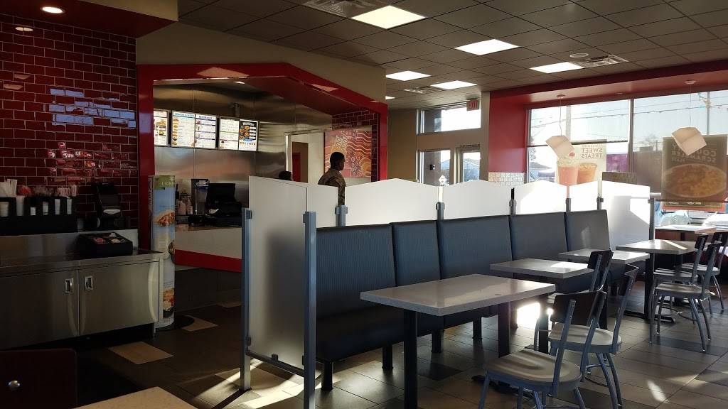 Jack in the Box | restaurant | 11023 Bridgeport Way SW, Lakewood, WA 98499, USA | 2533436017 OR +1 253-343-6017