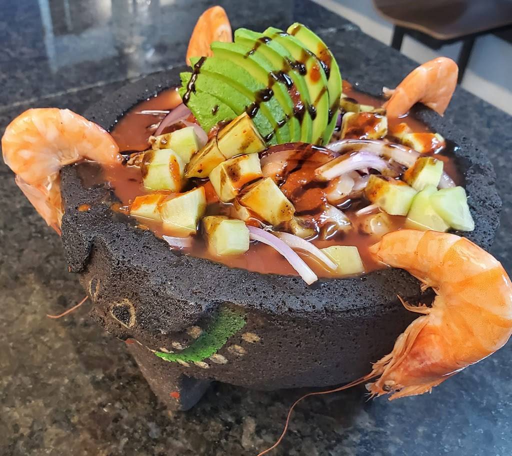 Mariscos La Botana Sports Bar | restaurant | 2500 S Western Ave, Oklahoma City, OK 73109, USA | 4056737872 OR +1 405-673-7872