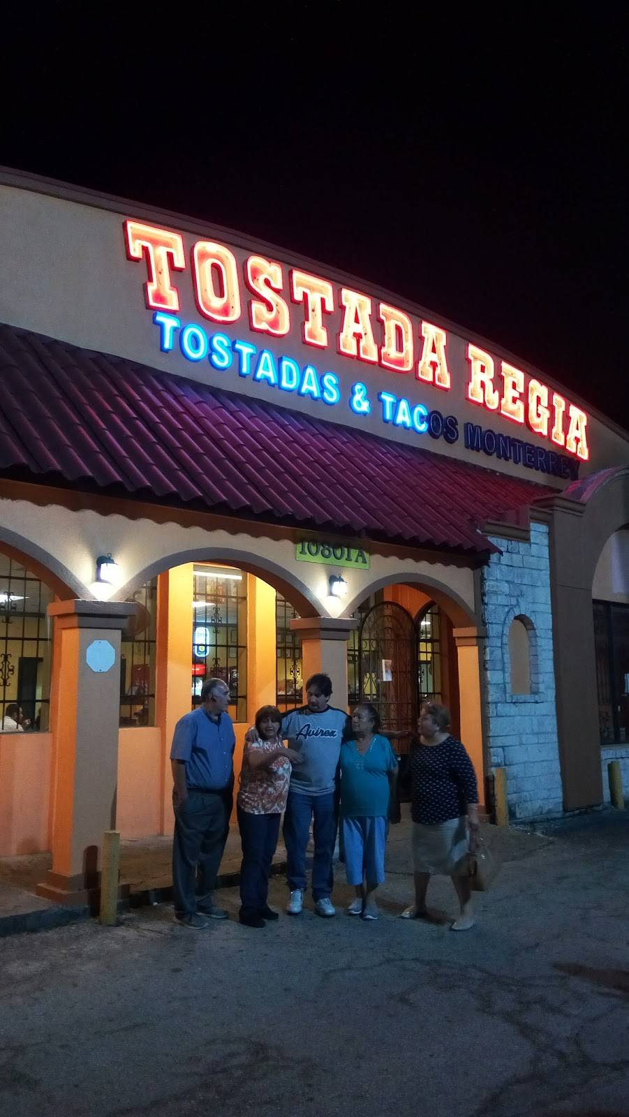Tostada Regia I-10 East | restaurant | 10801 East Fwy, Houston, TX 77029, USA | 8322035201 OR +1 832-203-5201