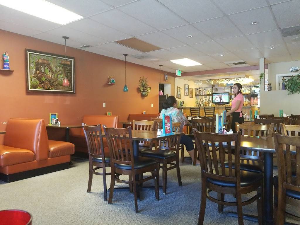 Los Portales Mexican Restaurant | restaurant | 3483 S Logan St, Englewood, CO 80113, USA | 3037896092 OR +1 303-789-6092